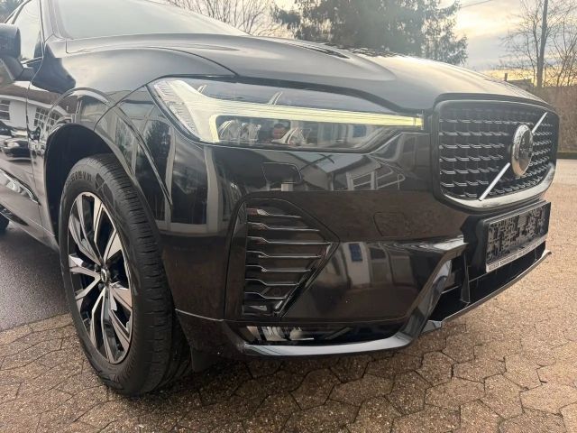 Volvo XC60 AWD Dark Plus