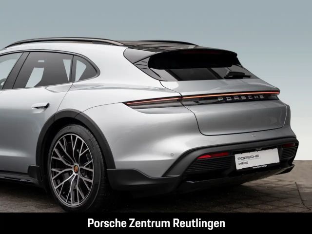 Porsche Taycan 4 Cross Turismo
