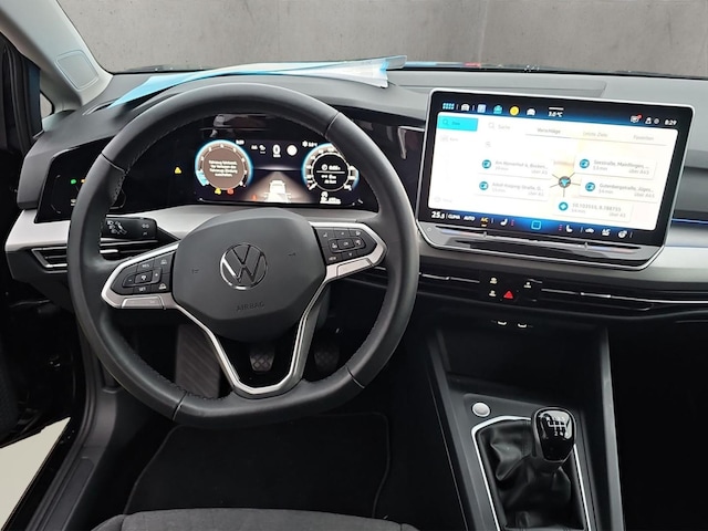 Volkswagen Golf Life