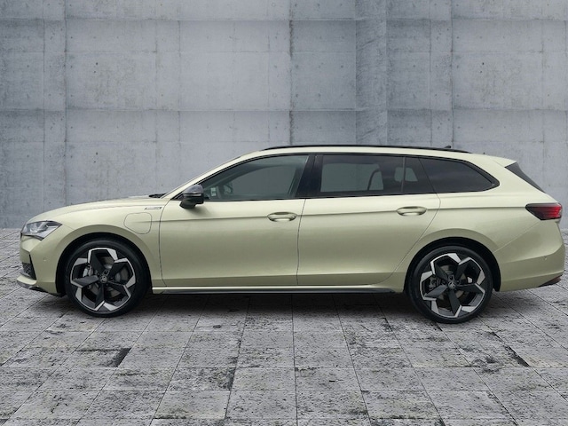 Skoda Superb Combi Sportline iV