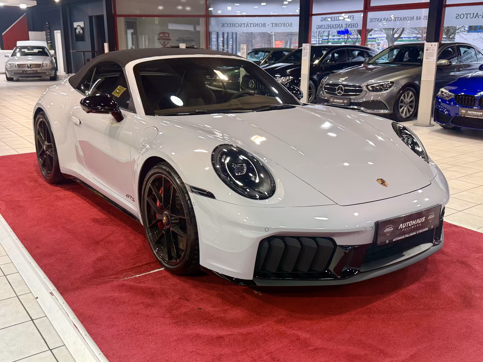 Porsche 911 Cabriolet Carrera GTS