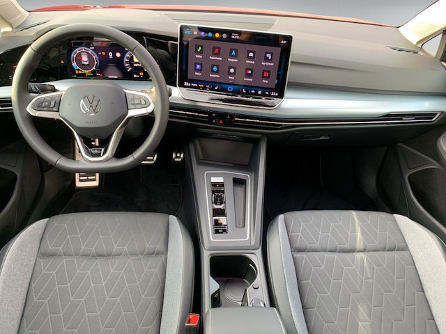 Volkswagen Golf 1.5 eTSI DSG Golf VIII