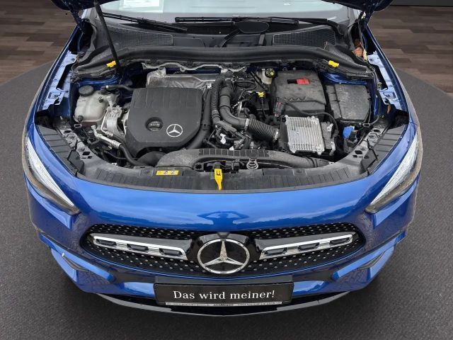Mercedes-Benz GLA 200 AMG Line