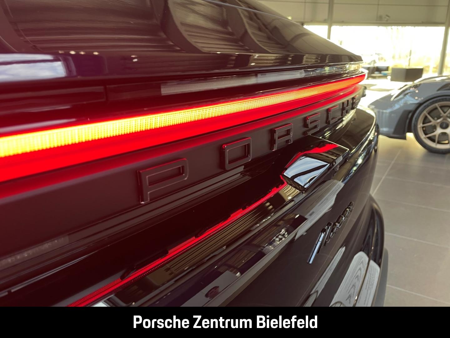 Porsche Macan LED-Matrix Abstandstempomat Luftfederung