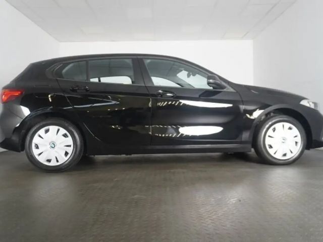 BMW 116 116i 5-deurs Sedan