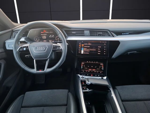 Audi e-tron 50 S-Line Sportback