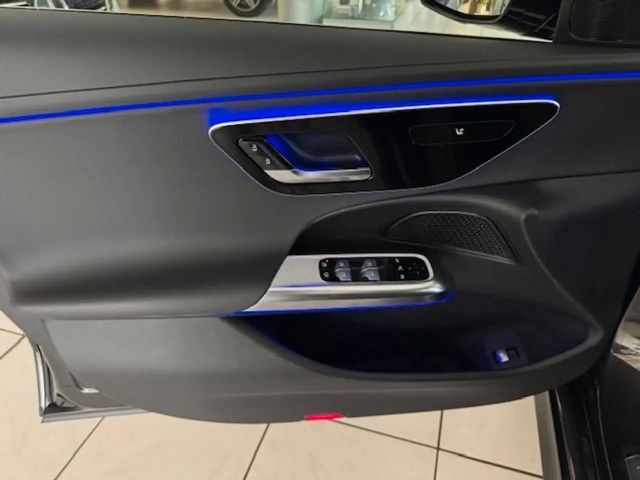 Mercedes-Benz E 220 AVANTGARDE E 220 d Sedan