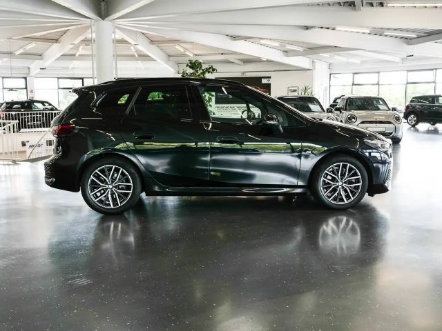 BMW 223 223i M-Sport