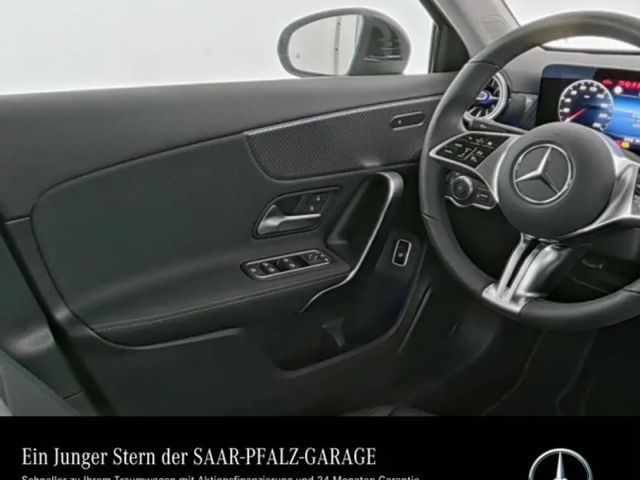 Mercedes-Benz A 180 Progressive