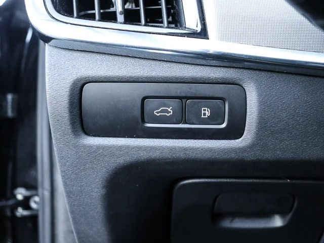 Volvo V90 AWD Dark Plus Recharge