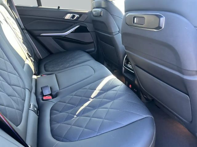 BMW X5 M60i xDrive