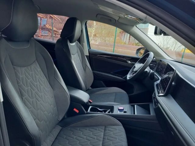 Volkswagen Tiguan Plus