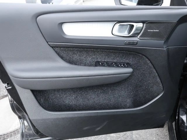Volvo XC40 Dark Plus