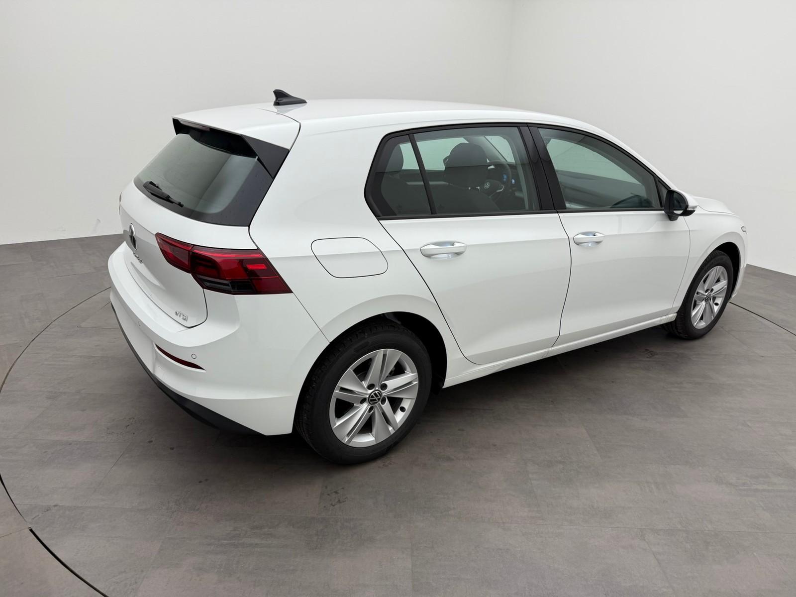 Volkswagen Golf 1.5 eTSI DSG Life