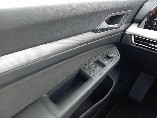 Volkswagen Golf DSG Golf VIII Style