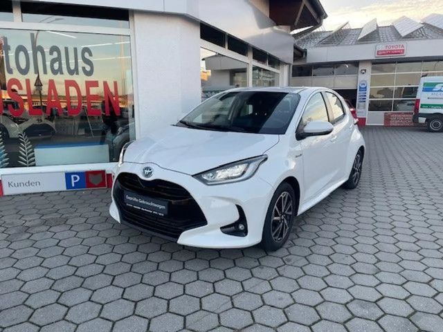 Toyota Yaris Hatchback Hybride Team D