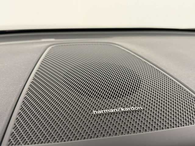 Volvo XC60 AWD Plus Recharge T8