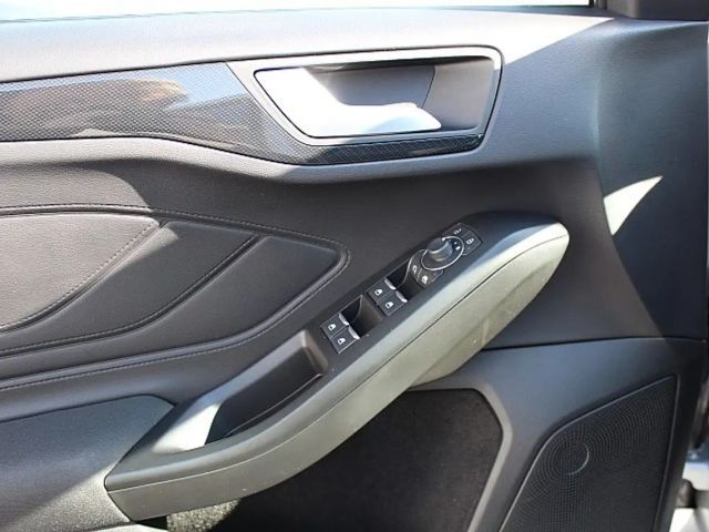 Ford Focus ST Line Wagon