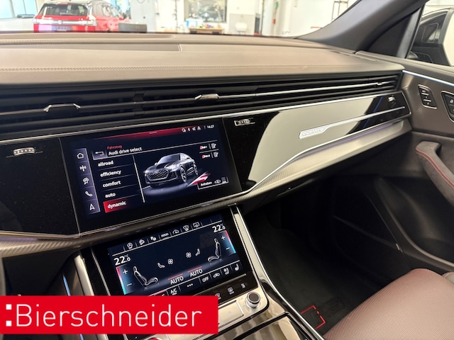 Audi RS Q8 Performance Quattro