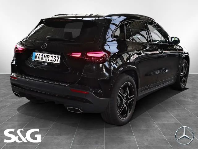 Mercedes-Benz GLA 200 AMG Line