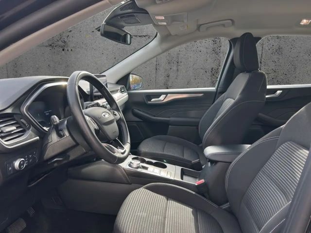 Ford Kuga Plug in Hybrid Titanium