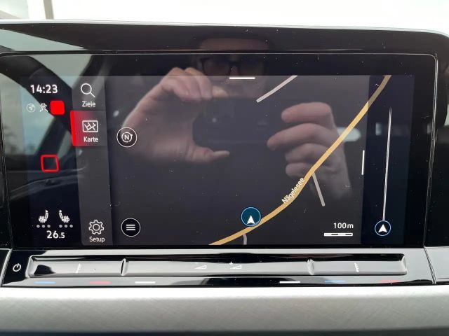 Volkswagen Golf DSG Golf VIII Life Variant