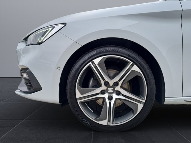 Seat Leon 1.5 eTSI DSG Plus Sportstourer