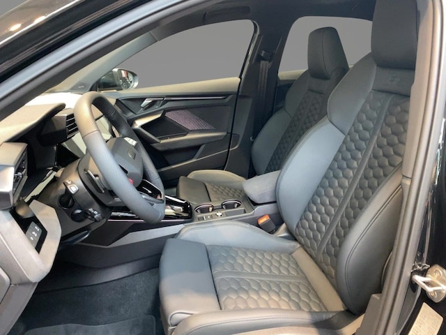 Audi RS3 Quattro S-Tronic Sedan