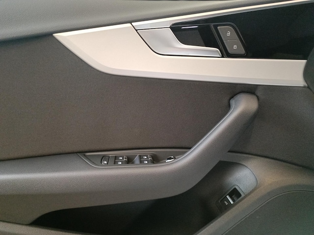 Audi A4 40 TDI Avant S-Tronic