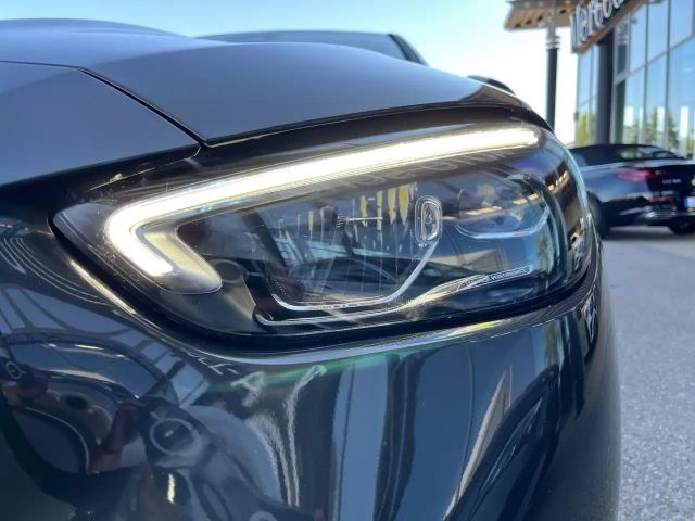 Mercedes-Benz C 180 AVANTGARDE Sedan