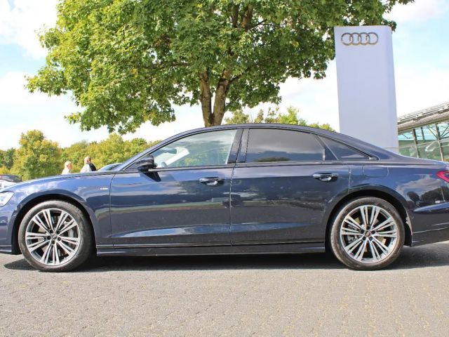 Audi A8 Quattro S-Line