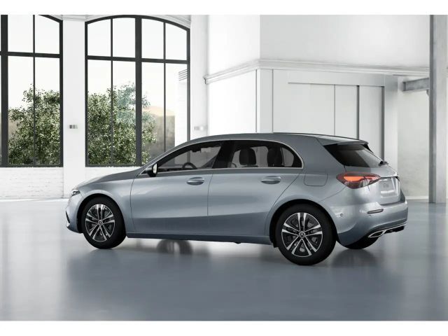 Mercedes-Benz A 180 Hatchback