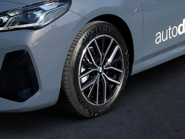 BMW 218 218d Active Tourer Sedan