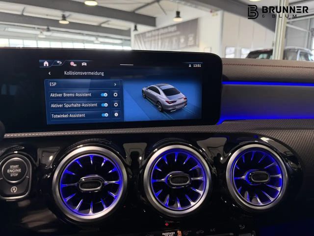 Mercedes-Benz CLA 200 AMG Line Coupé