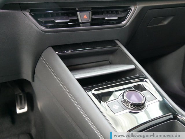 Volkswagen Tayron 2.0 TSI DSG IQ.Drive R-Line