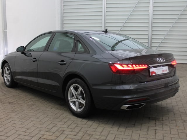 Audi A4 30 TDI S-Tronic Sedan