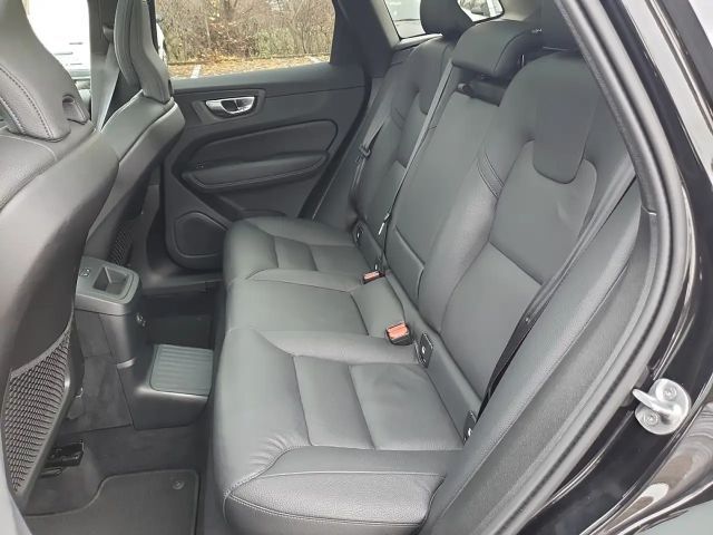 Volvo XC60 AWD Dark Plus T6