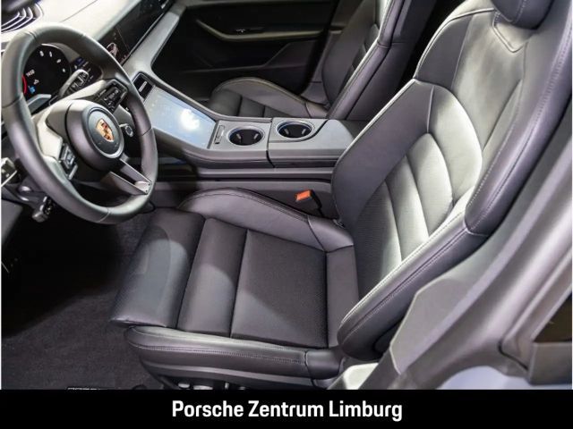 Porsche Taycan 4 Cross Turismo