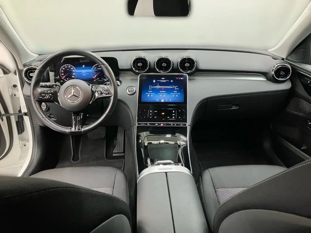 Mercedes-Benz C 200 AVANTGARDE C 200 d Estate