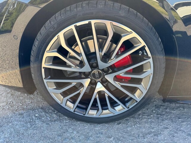 Audi A6 e-tron Avant Quattro