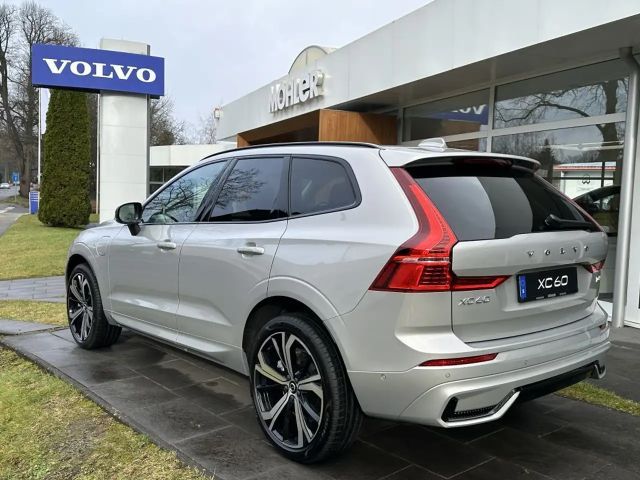 Volvo XC60 AWD Dark Plus T6