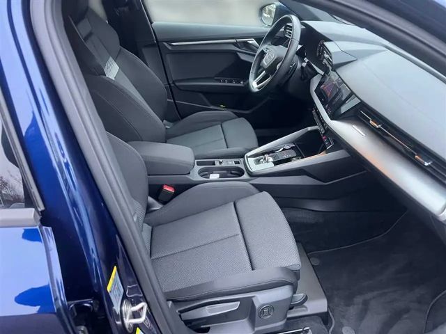 Audi A3 1.5 TFSI S-Line S-Tronic Sedan