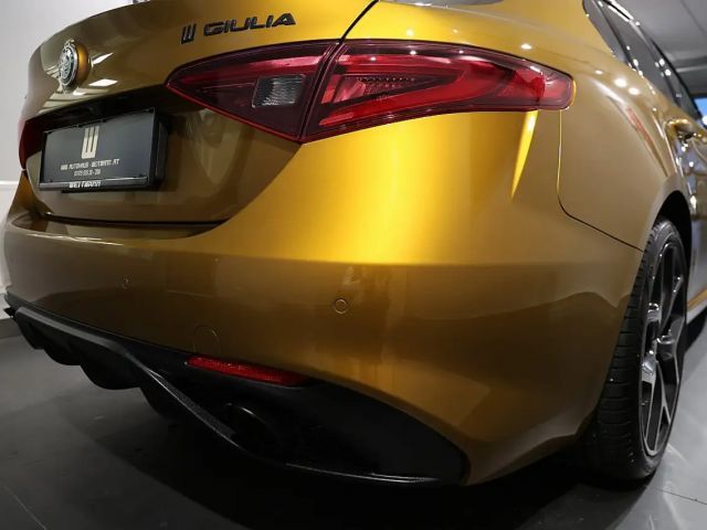Alfa Romeo Giulia AT8 AWD Q4