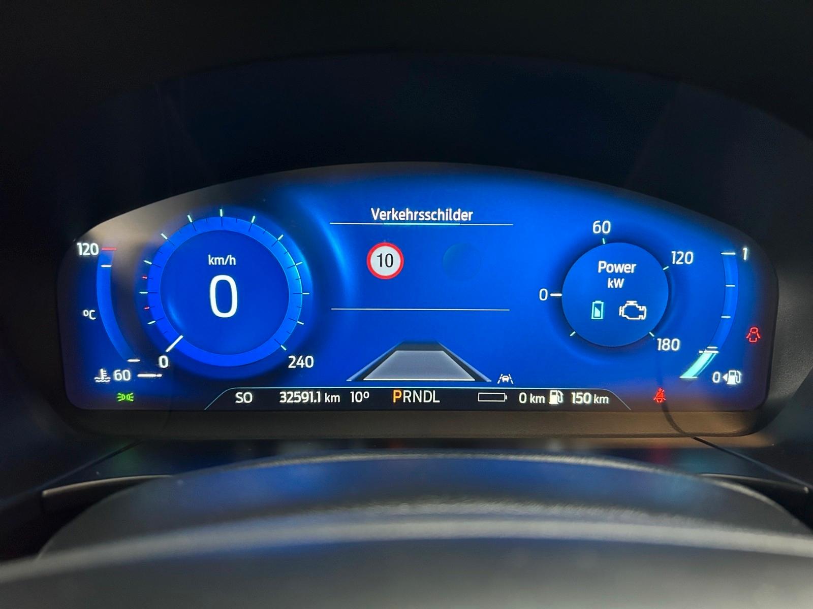 Ford Kuga Hybrid Plug in Hybrid Titanium