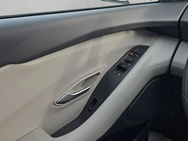 Ford Explorer Extended range RWD