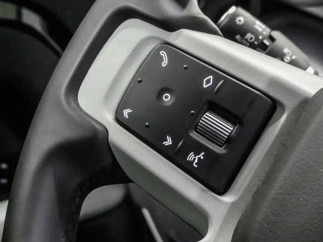 Land Rover Defender 110 Dynamic P400 SE
