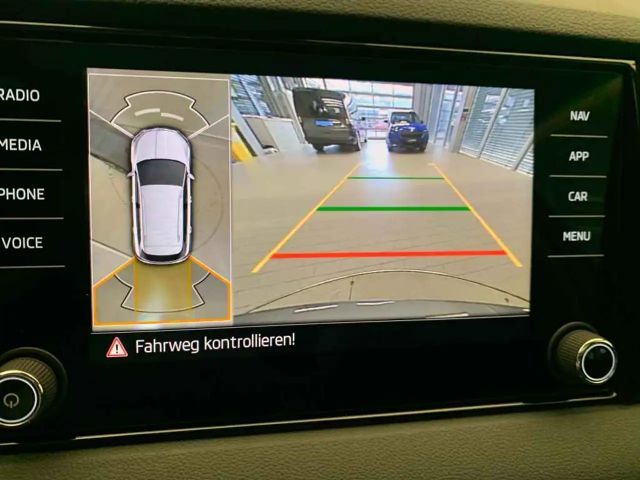 Skoda Karoq Selection