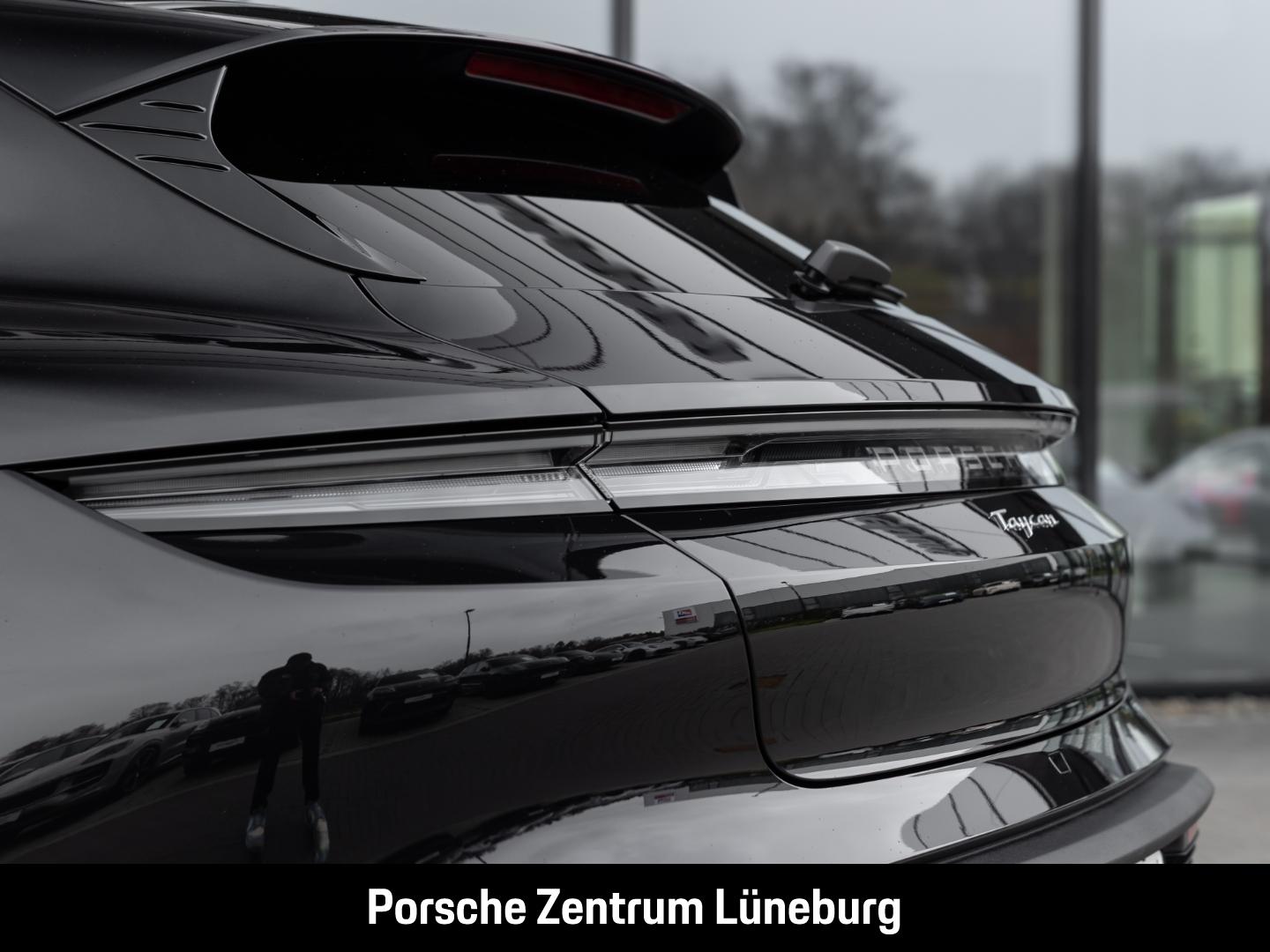 Porsche Taycan Sport Turismo
