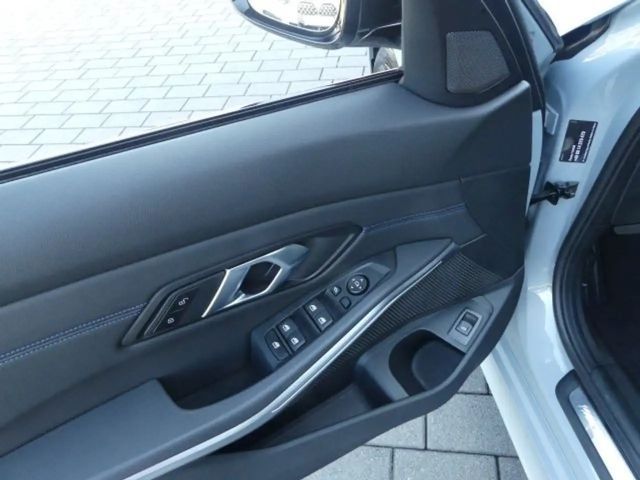 BMW 320 320d M-Sport Touring xDrive