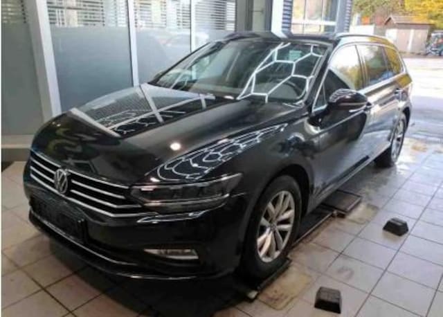 Volkswagen Passat 2.0 TDI Business DSG Variant